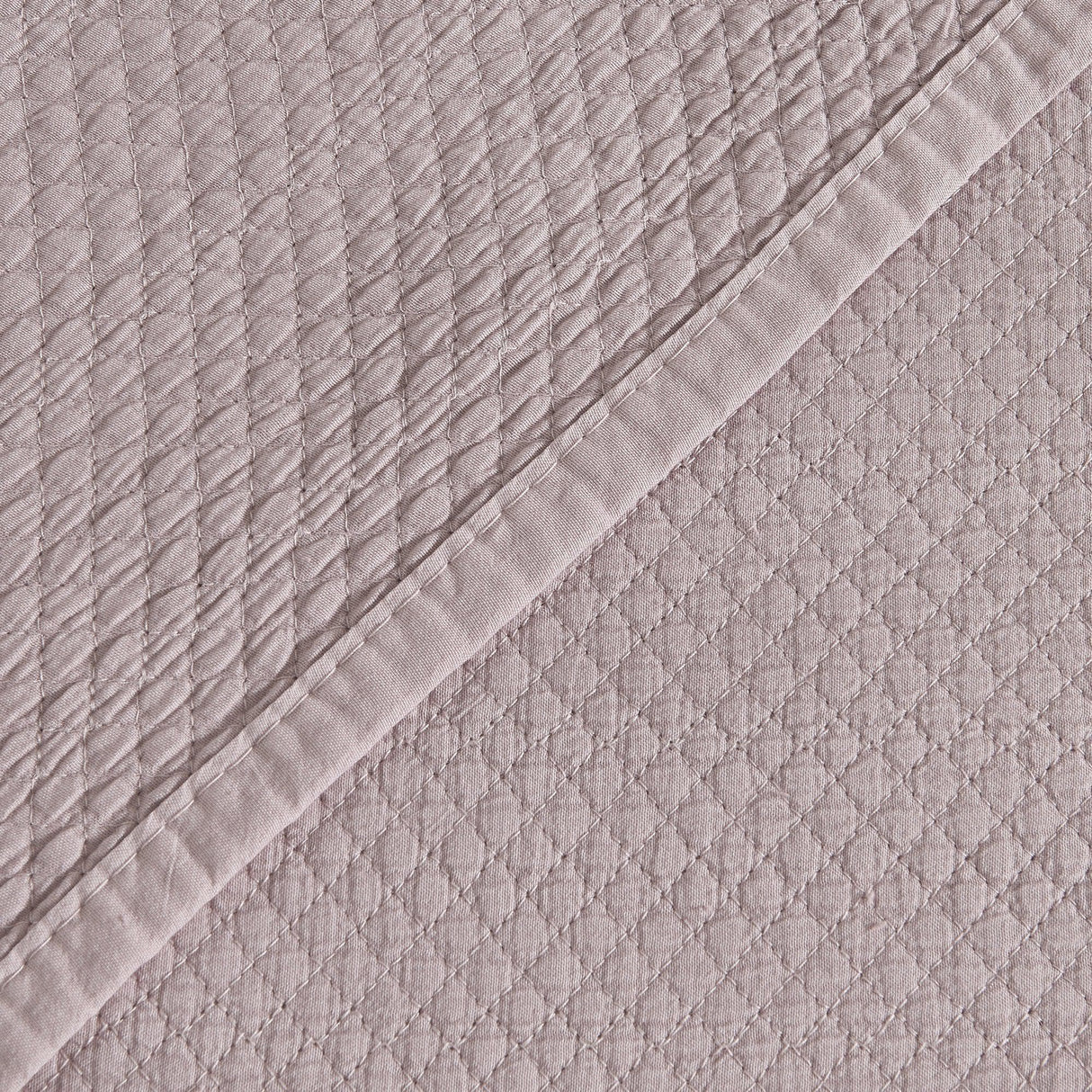 Stonewashed Relaxed Quilt Set - Vittoria Collection-Quilts & Comforters-Parc Decor