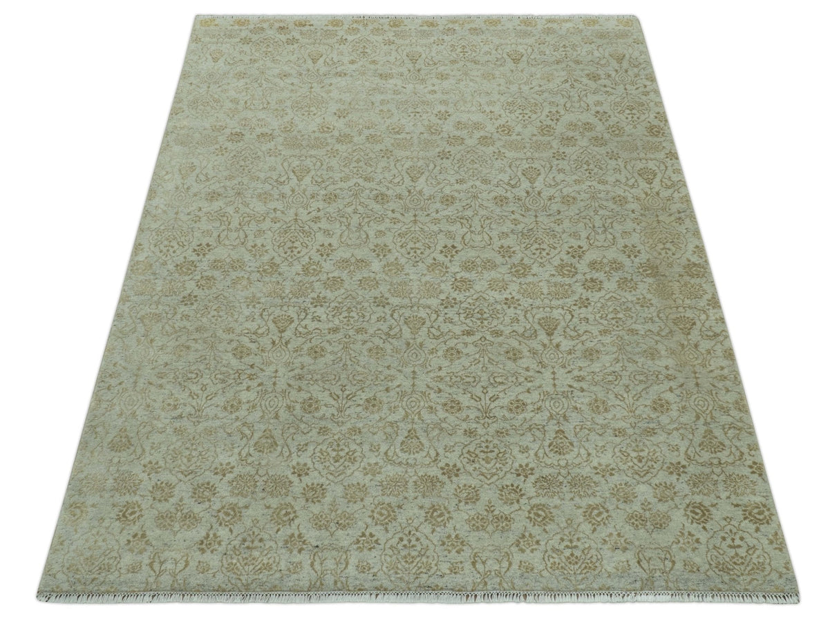 Traditional Design Ivory, Silver and Brown 7x9 Hand Knotted wool rug