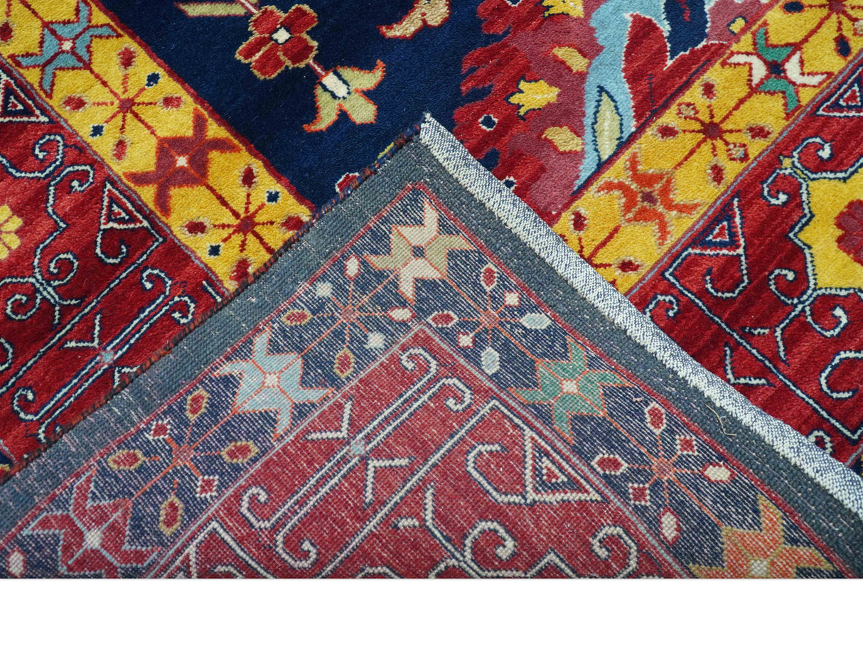 Traditional Floral Design Blue And Red 8x11 Hand Knotted wool Area Rug