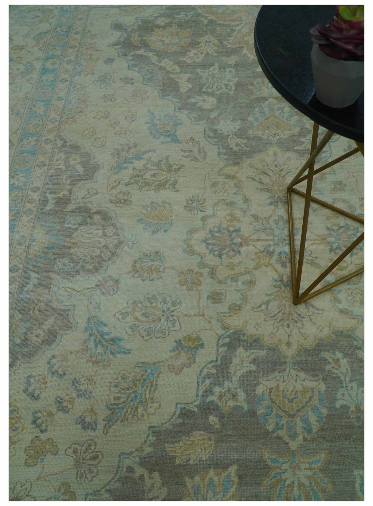 Traditional Oriental Design Blue And Beige Hand Knotted 8.5x11 Wool Area Rug