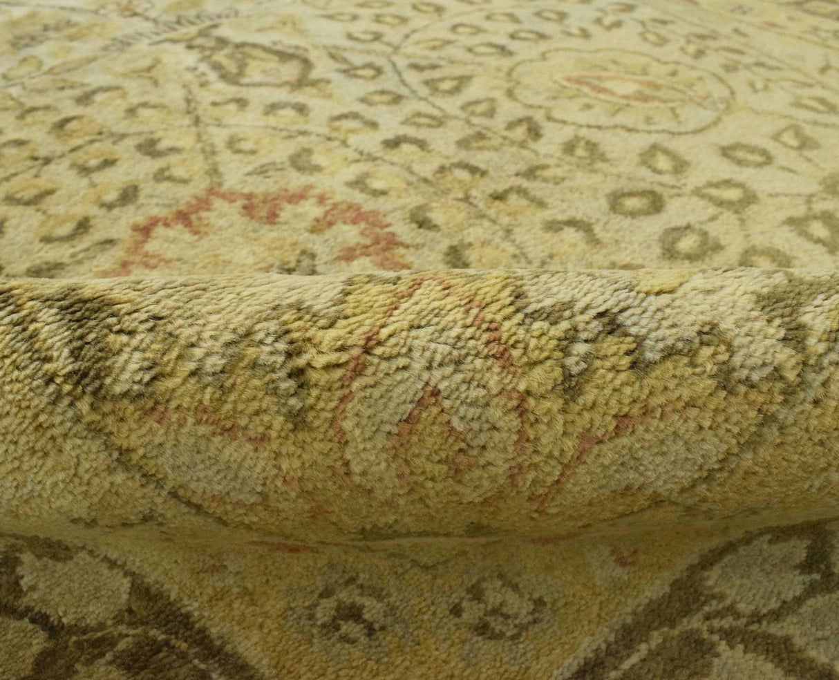 Traditional Style Gold Hand Tufted Wool Area Rug