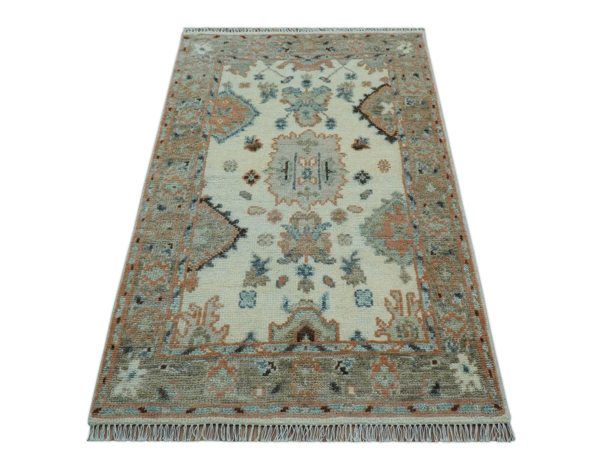 Traditional Turkish Design Beige 4x6 Hand knotted Wool Area Rug