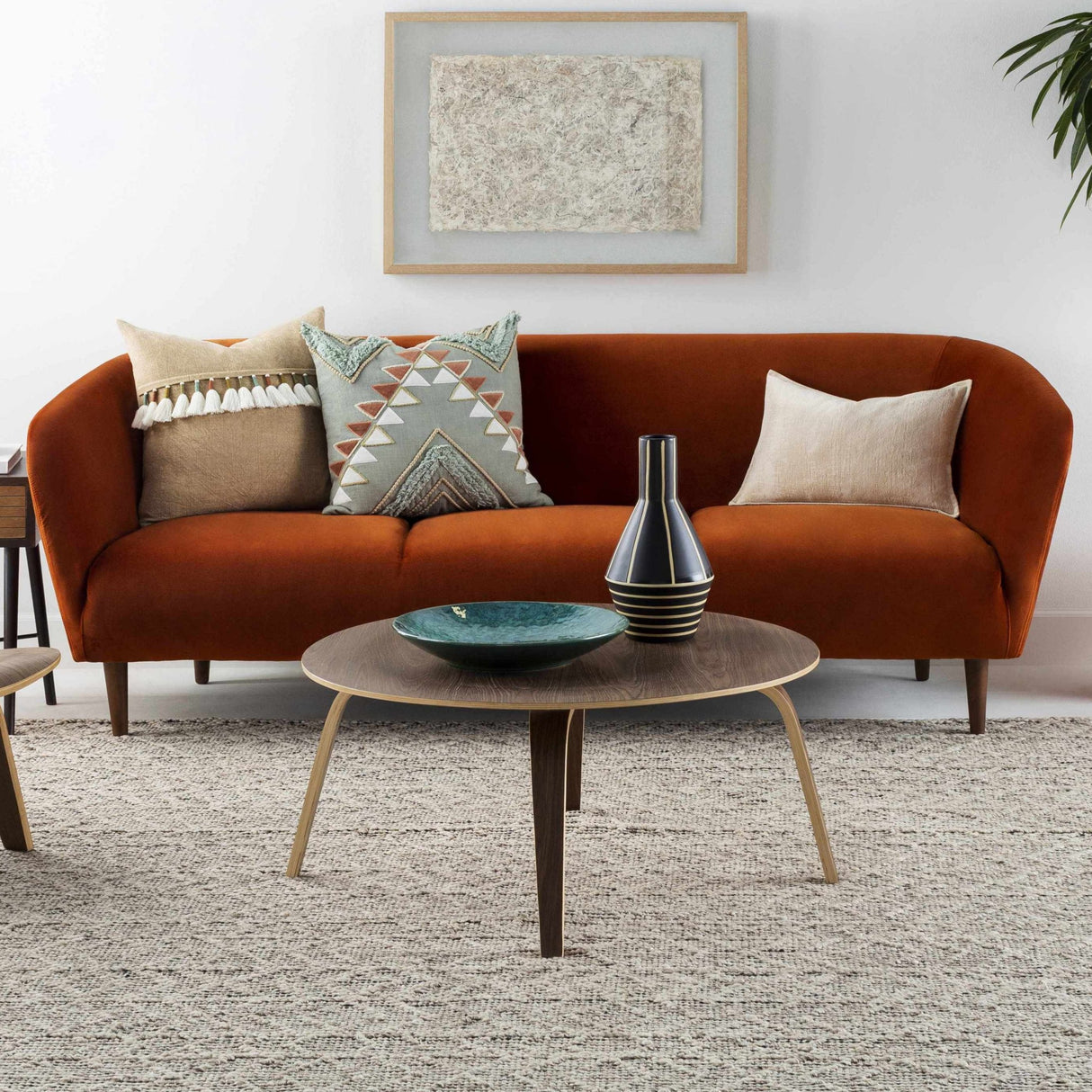 Uncasville Green Ceramic 15" Decorative Plate-Decor-Parc Decor