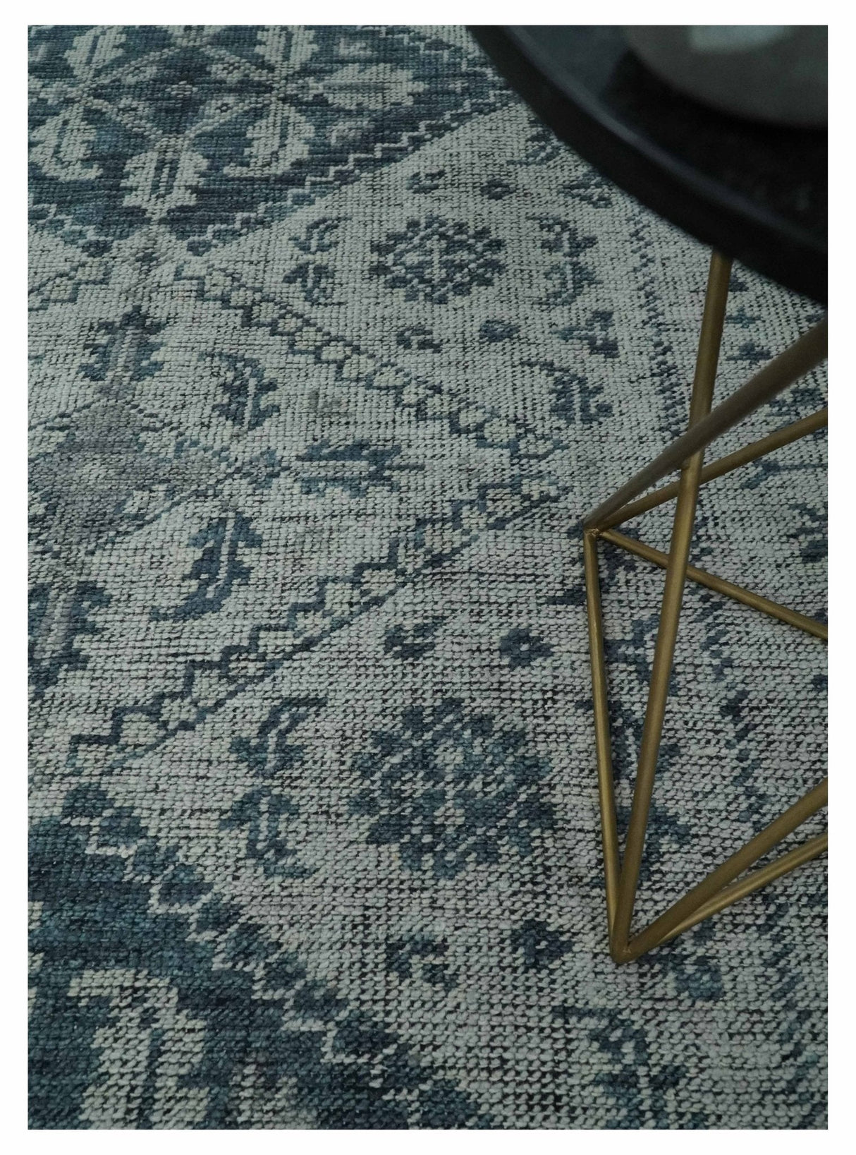Vintage Style Distressed Traditional Hand Knotted Serapi Silver and Gray Multi Size Area Rug
