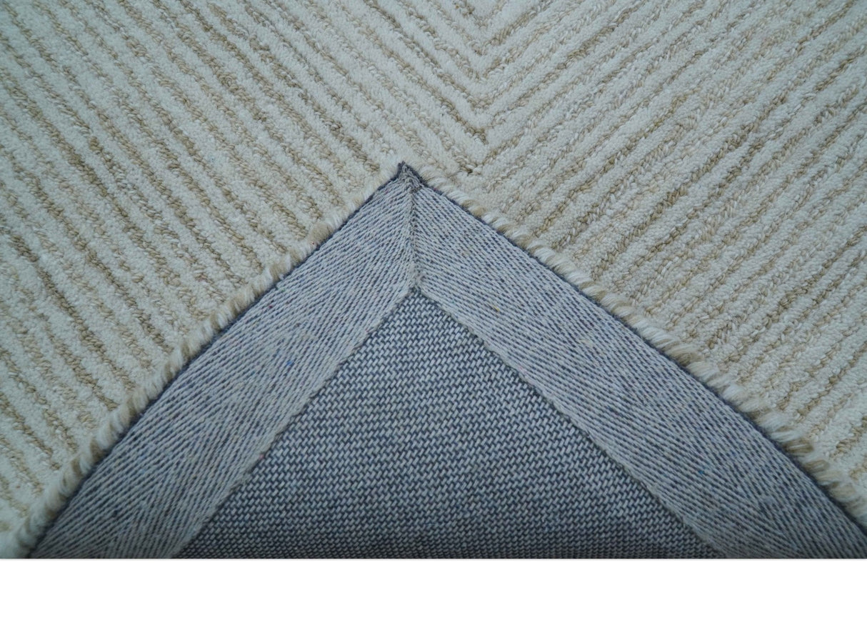 Zoha Custom Made Modern Style White And Beige Wool Rug