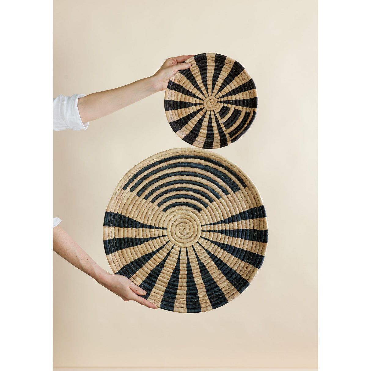 Zulo Woven Wall Disc