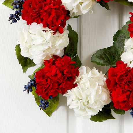21” Geranium and Blue Berry Artificial Wreath-Parc Decor