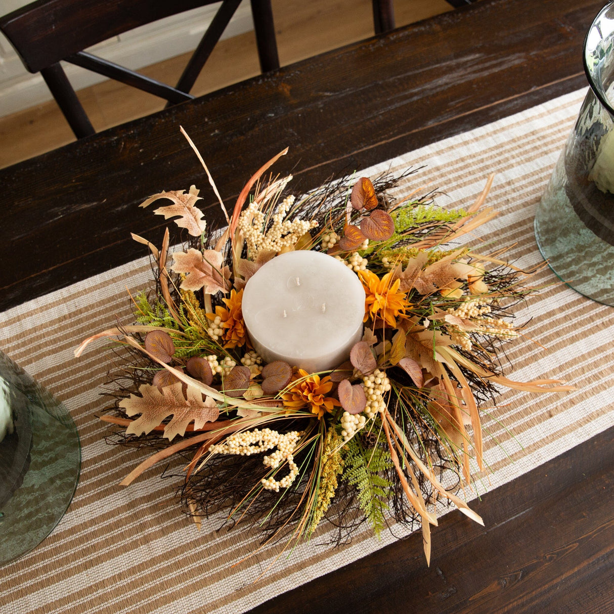 22” Autumn Dahlia and Berries Artificial Fall Wreath-Wreath-Parc Decor