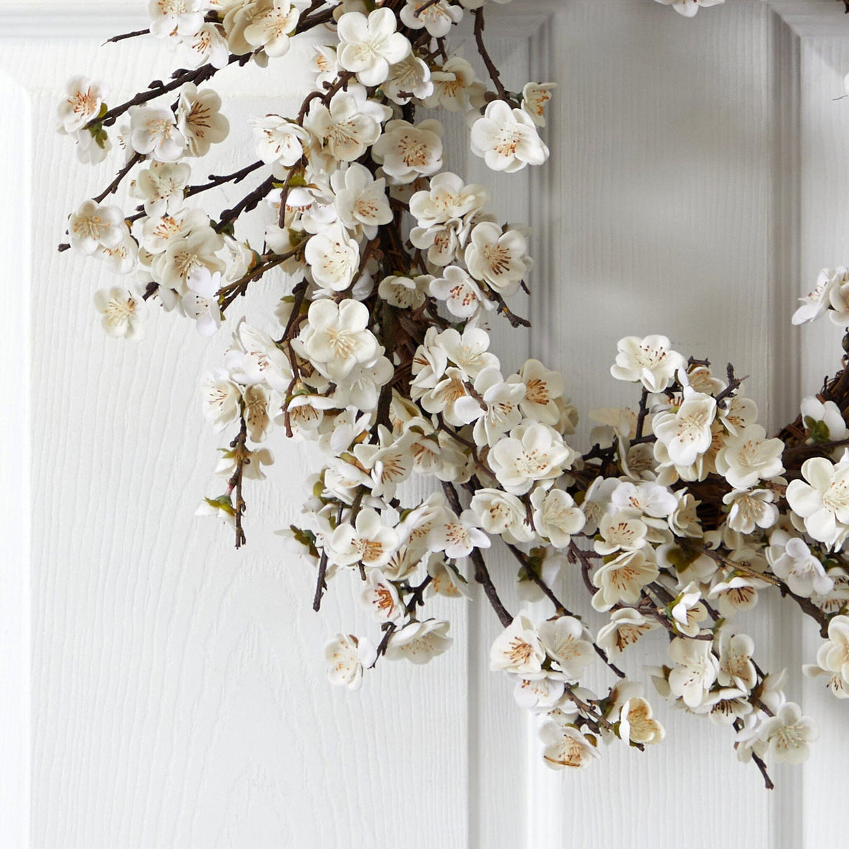 24” Silk Plum Blossom Wreath-Parc Decor