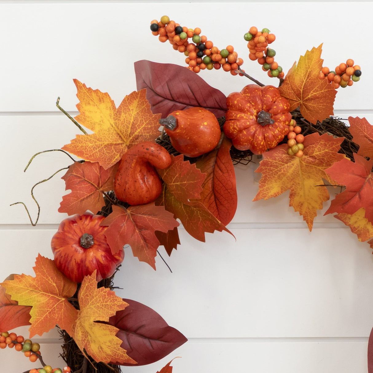 24” Autumn Maple Leaves, Pumpkin, Pinecone and Berries Artificial Fall Wreath-Wreath-Parc Decor