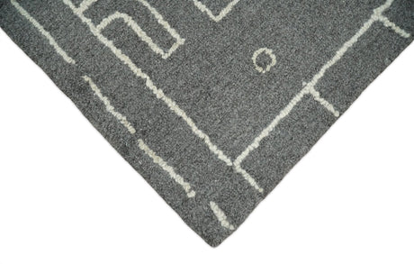 2x4 Gray and White Tribal Hand Tufted Textured Loop Area Rug
