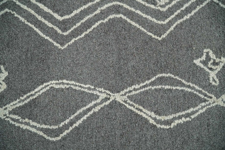 2x4 Gray and White Tribal Hand Tufted Textured Loop Area Rug