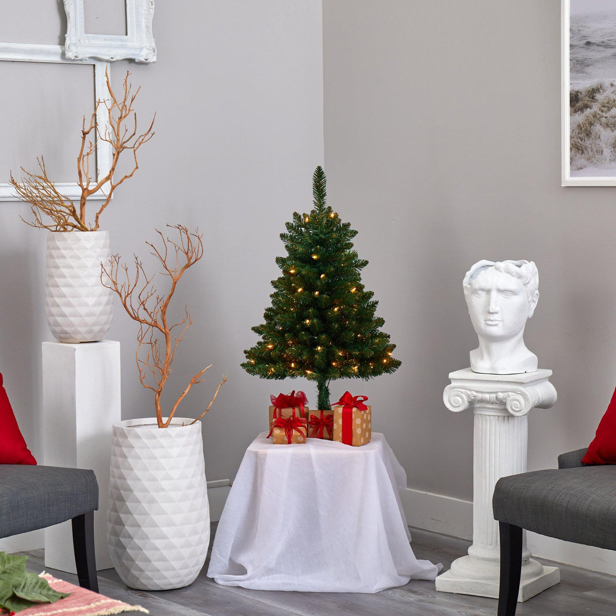 3’ Northern Rocky Spruce Artificial Christmas Tree with 50 Clear Lights and 154 Bendable Branches-Christmas Tree-Parc Decor