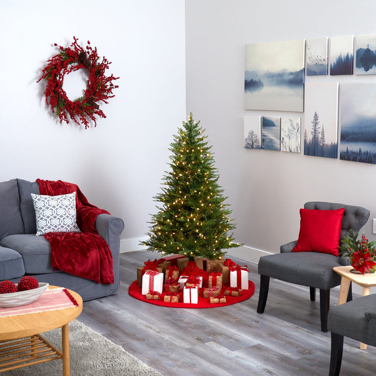 5’ Wisconsin Fir Artificial Christmas Tree with 250 Warm White LED Lights and 578 Bendable Branches-Christmas Tree-Parc Decor