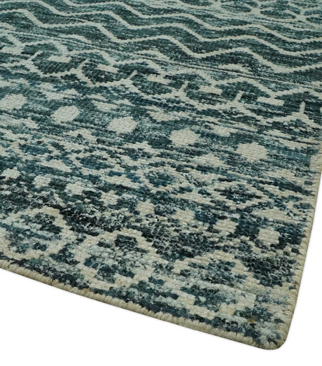 5.6x8.6 Teal Green and Beige Hand Knotted Southwestern Tribal Trellis wool Area Rug
