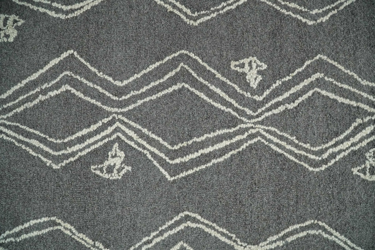 5x8 Gray and White Tribal Hand Hooked Textured Loop Area Rug | TRIB1-Area Rug-Parc Decor