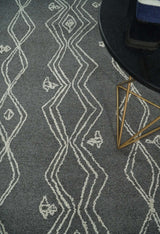 5x8 Gray and White Tribal Hand Hooked Textured Loop Area Rug | TRIB1-Area Rug-Parc Decor