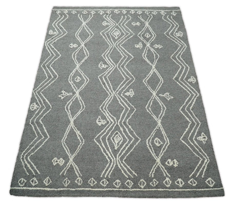 5x8 Gray and White Tribal Hand Tufted Textured Loop Area Rug