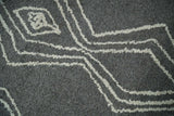 5x8 Gray and White Tribal Hand Tufted Textured Loop Area Rug