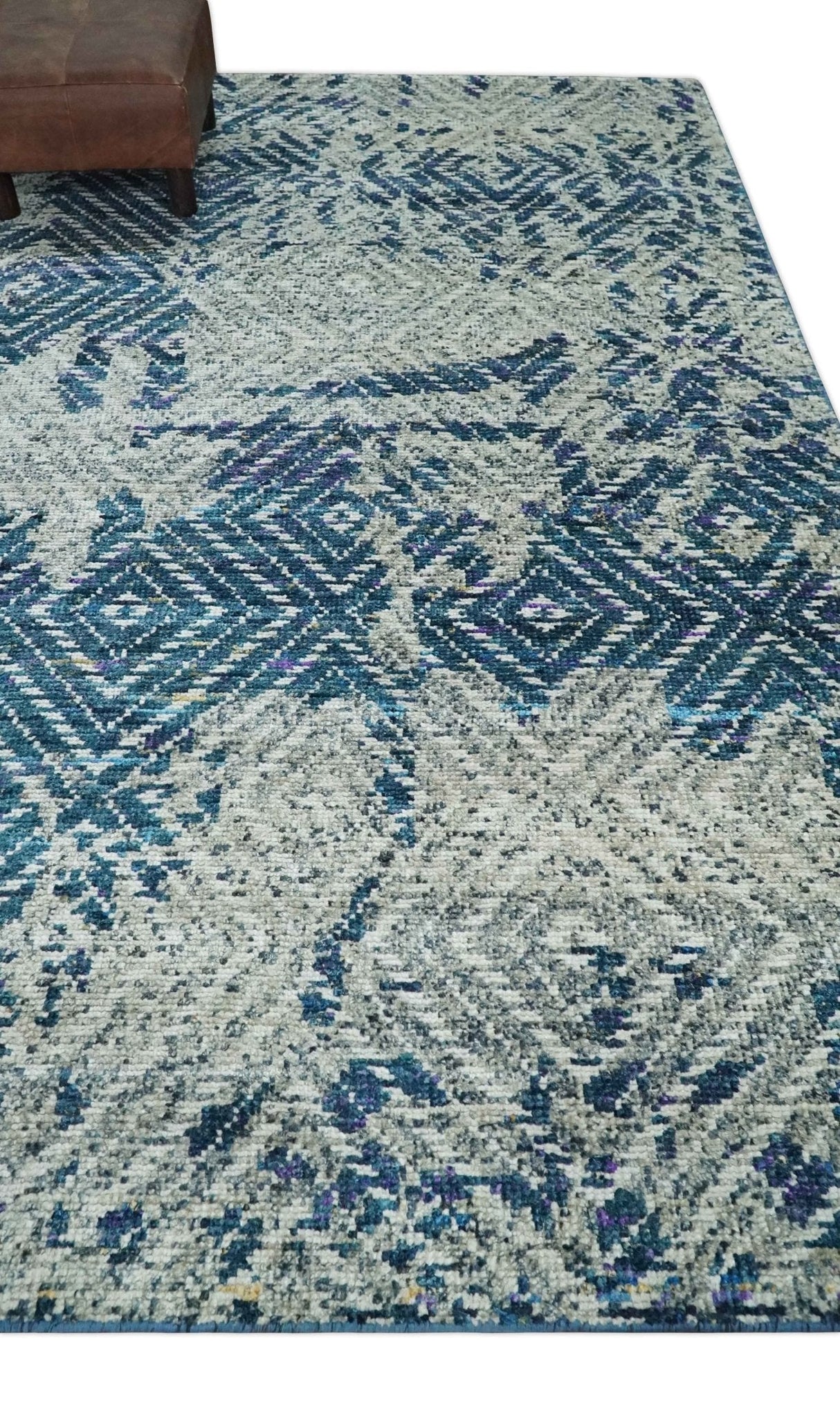 5x8 Hand Knotted Ivory And Blue and Modern Contemporary Recycled Silk Area Rug