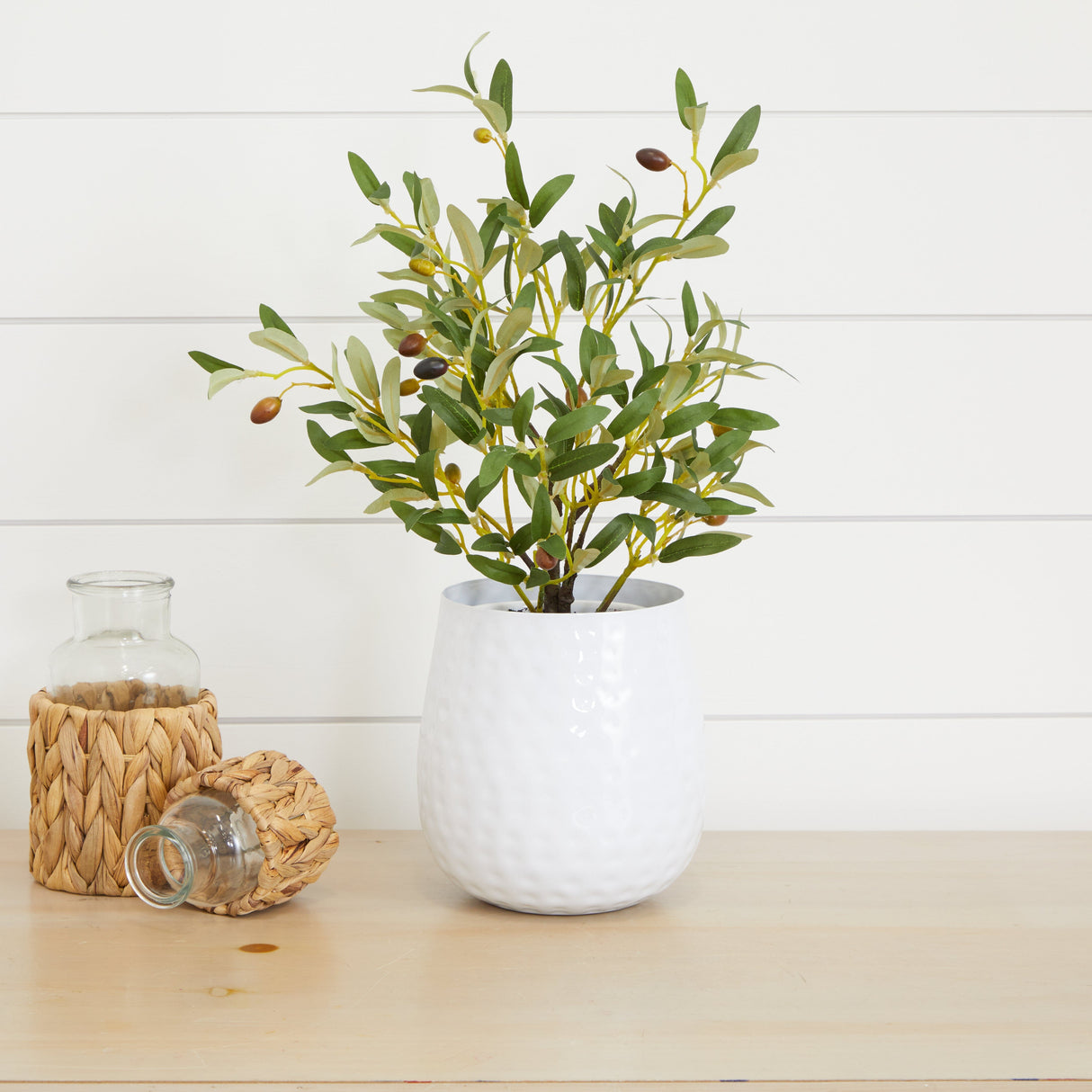 6.5” Oval Shaped Iron Planter-Vase-Parc Decor