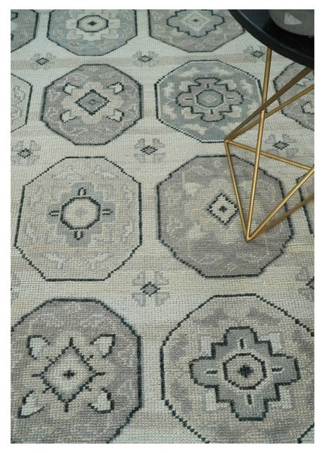8x10 Hand Knotted Silver, Beige and Gray Traditional Low Pile Area Rug