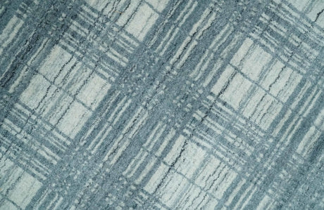 8x10 Hand Made Checkered Ivory and Blue Blended Wool Flatwoven Area Rug