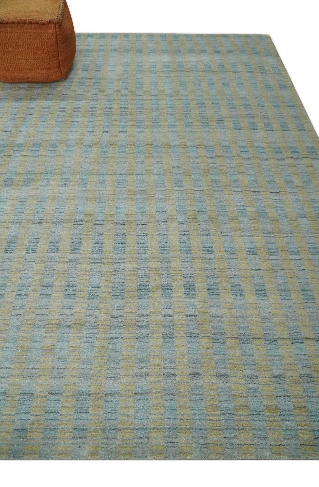 8x10 Hand Made Modern Stripes Camel and Silver Blended Wool Flatwoven Area Rug
