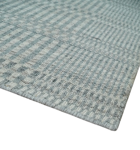 8x10 Hand Made Modern Trellis Ivory and Silver Blended Wool Area Rug