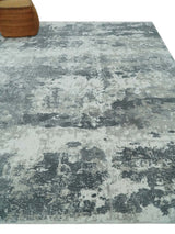 8x10 Ivory, Silver and Charcoal Modern Abstract Hand Loomed Blended wool and Art silk Area Rug-Area Rug-Parc Decor