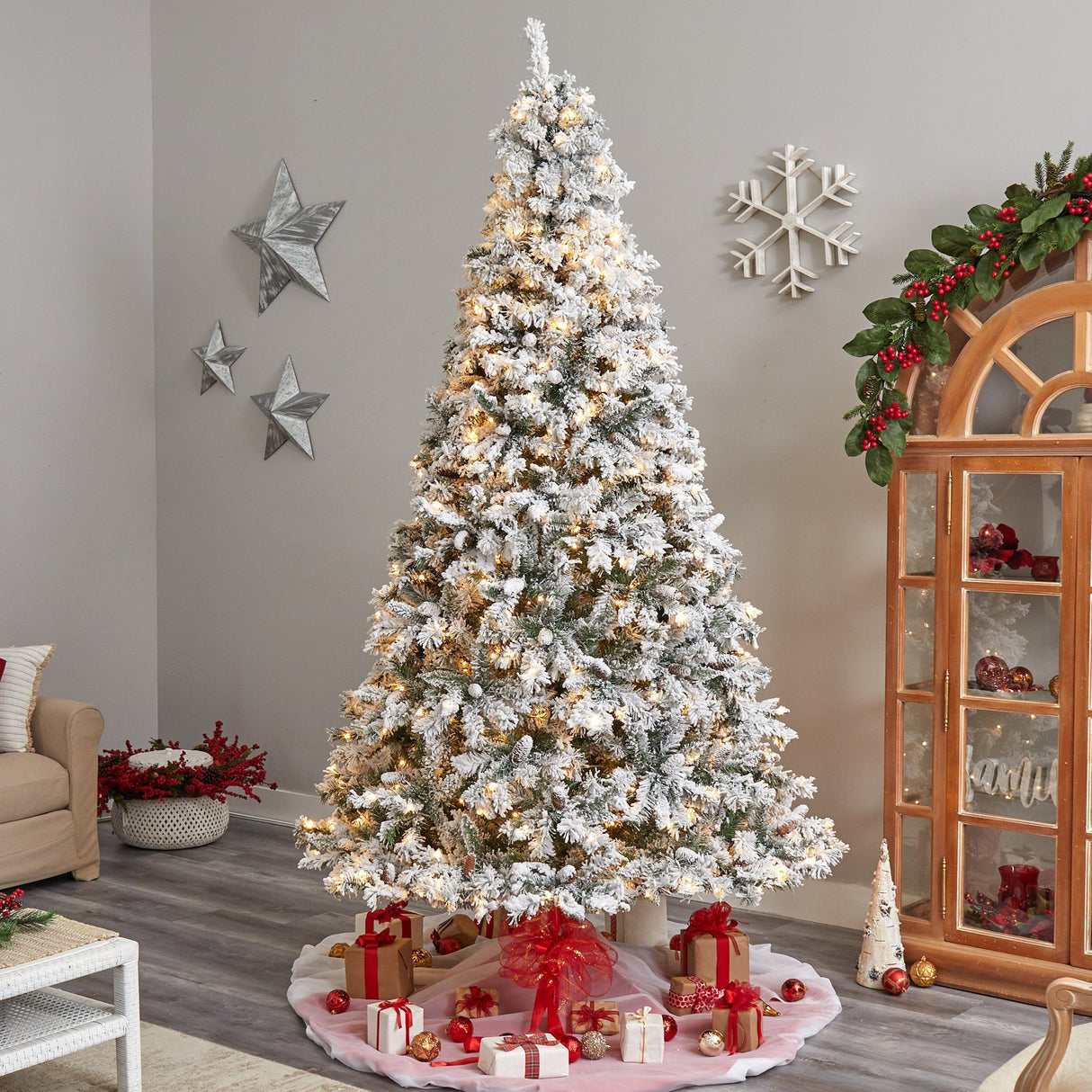 9' Flocked White River Mountain Pine Christmas Tree with Pinecones and 650 Clear LED Lights-Parc Decor