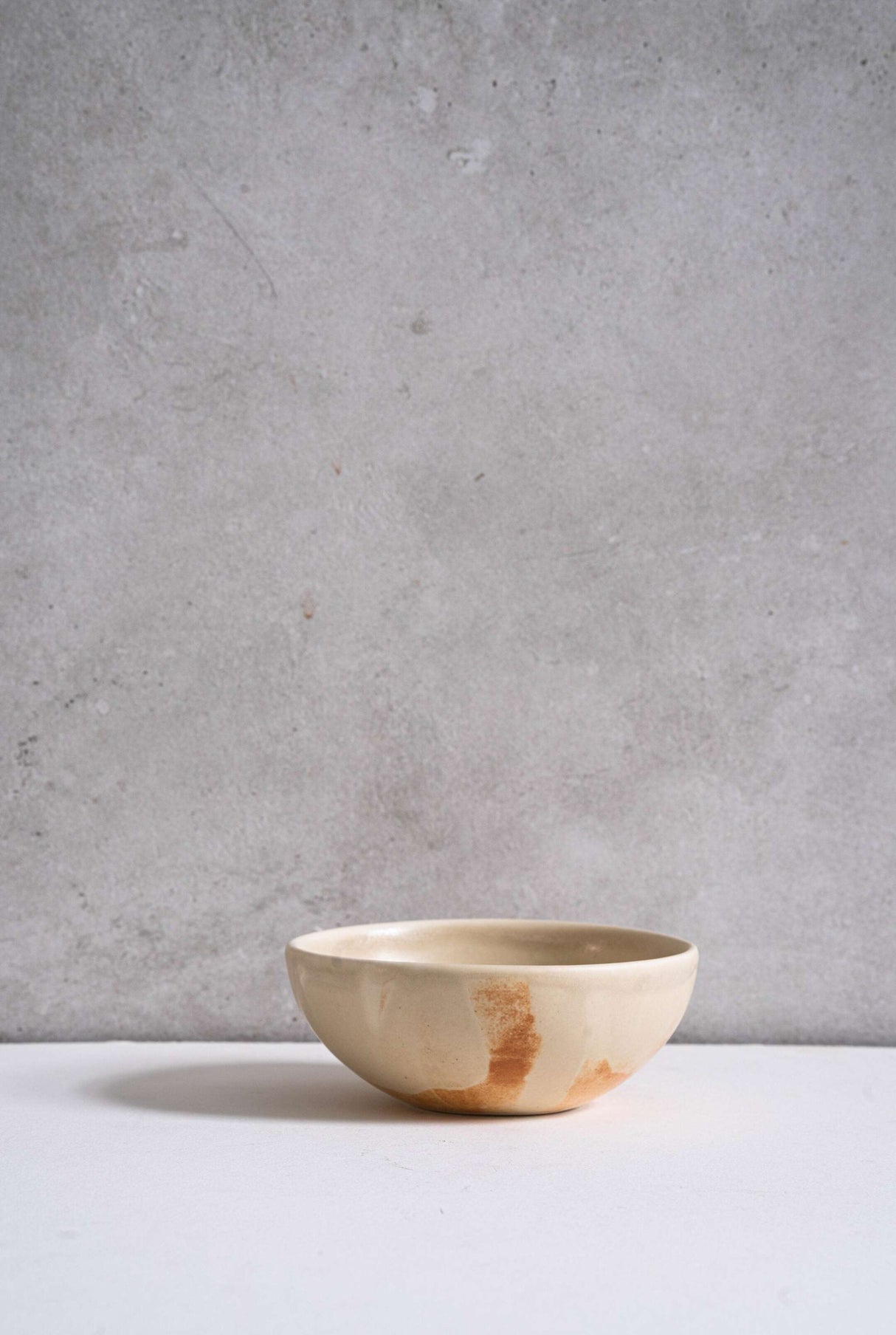 Beige Matte Stoneware Bowl-Parc Decor