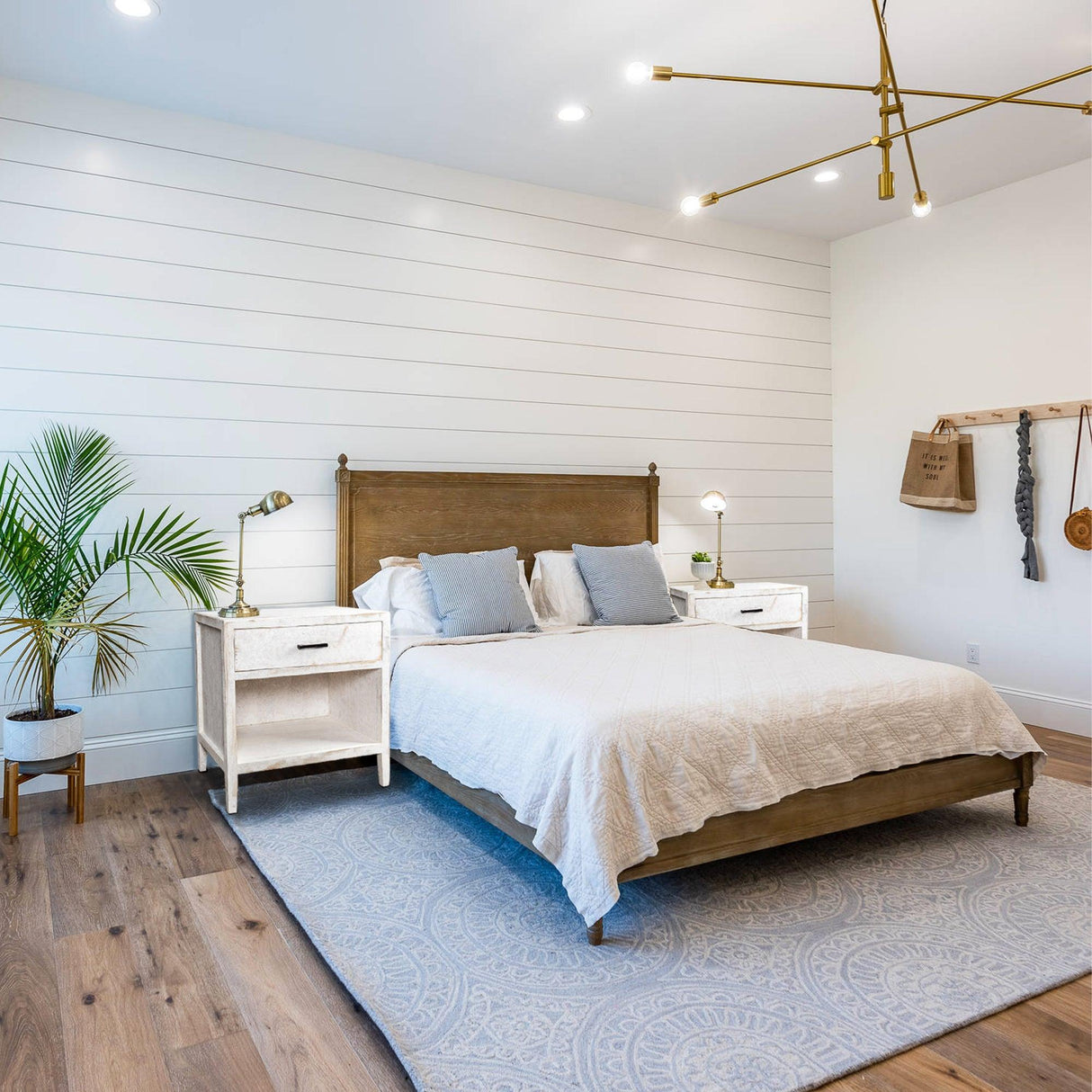 Classic Modern 1-Drawer Solid Wood White Nightstand Side Table-Parc Decor