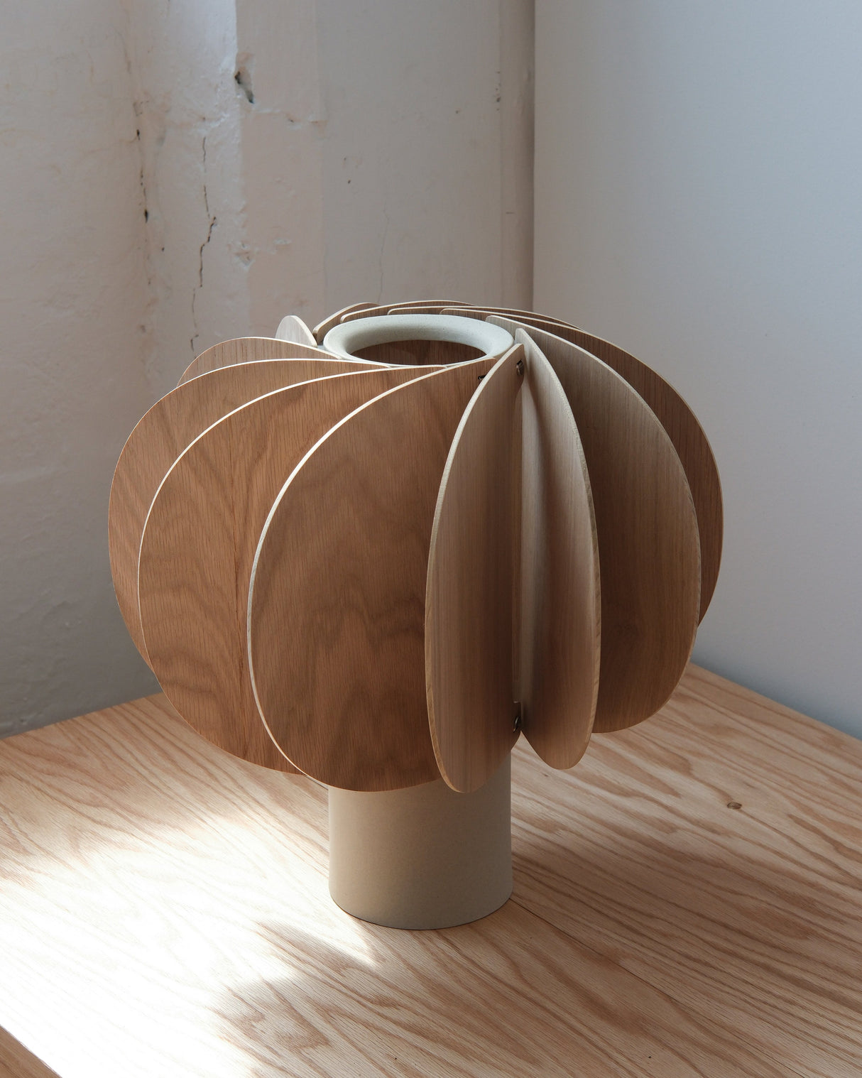Fin Table Lamp