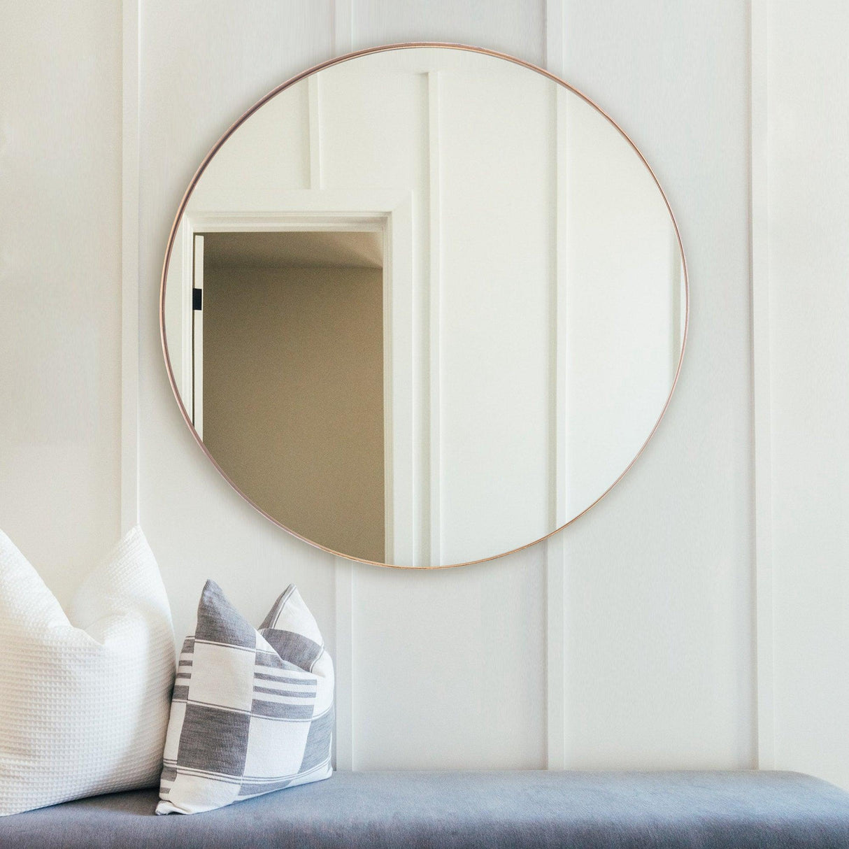 Golden Modern Round Framed Wall Mirror-Parc Decor