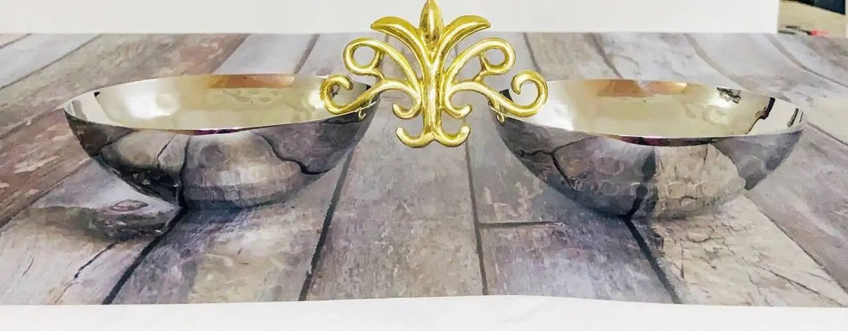 Hammered 2 Bowls with Leaf-Parc Decor