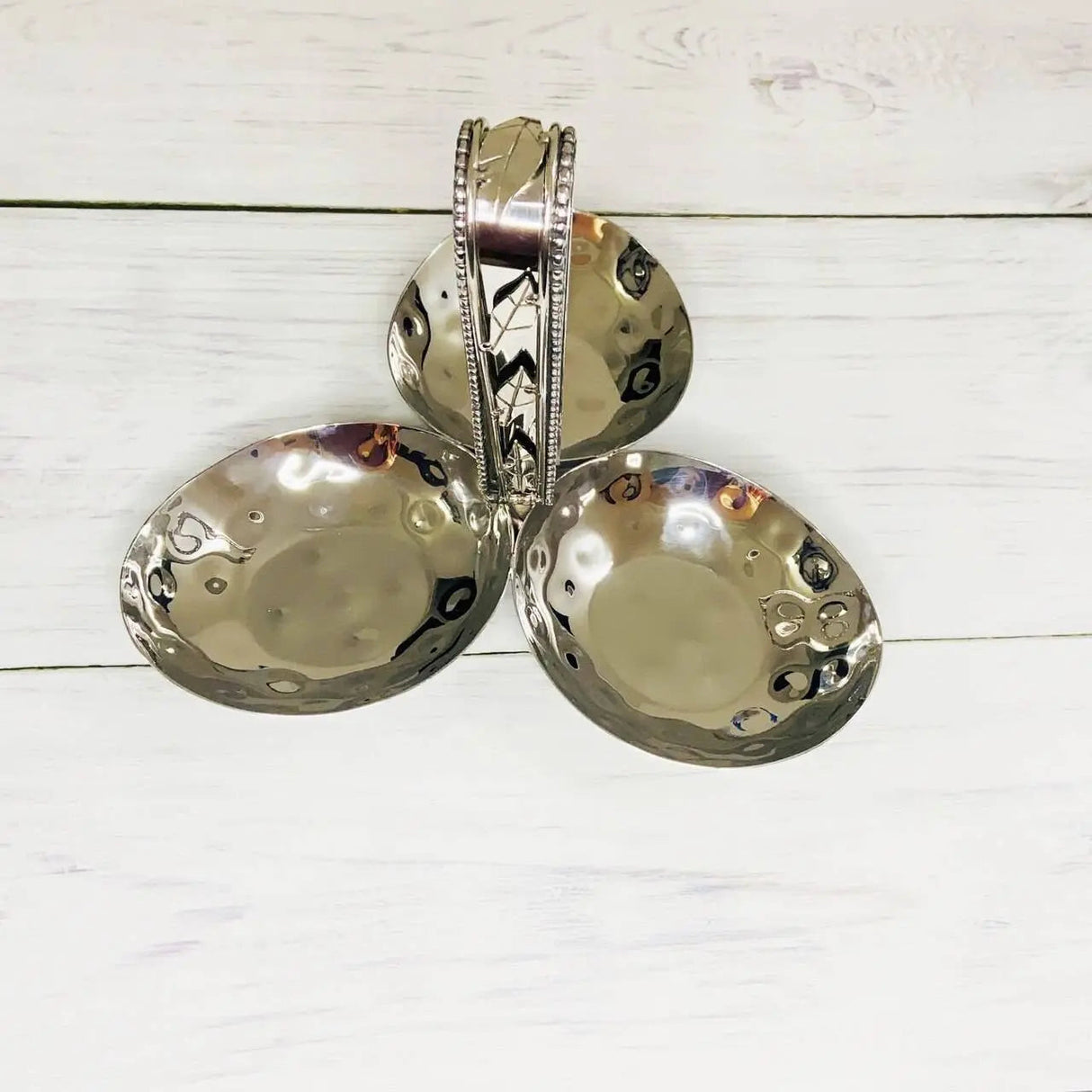 Hammered Willow Nut Bowl-Parc Decor