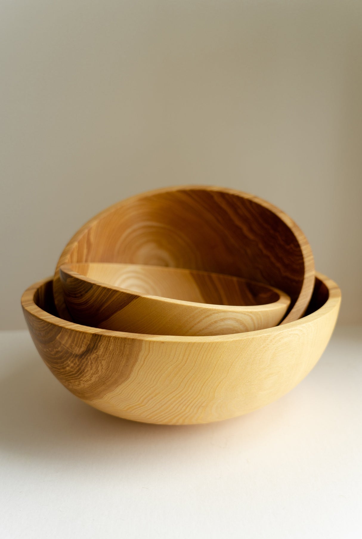 Hand Carved Ash wood Nesting Bowl Set-Parc Decor