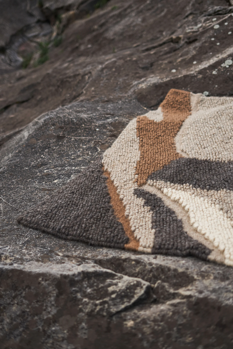 Hand Woven Area Rug "Stone"