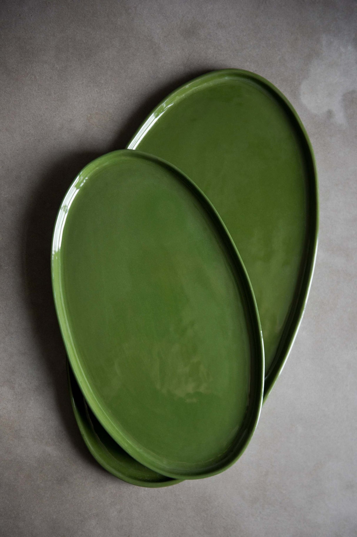 Handmade Oval Porcelain Serving Platter. Green-Parc Decor