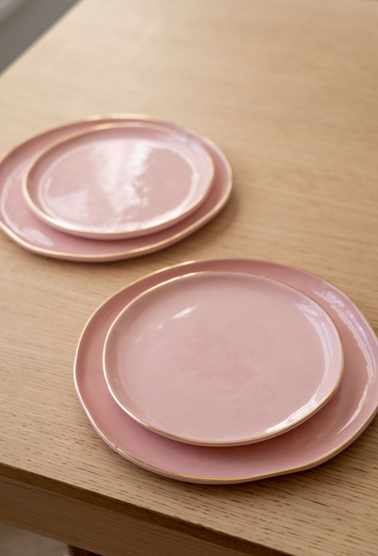 Handmade Porcelain Dinner Plates with Gold Rim. Powder Pink-Parc Decor