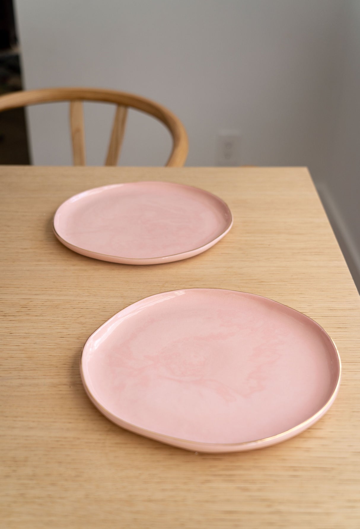 Handmade Porcelain Dinner Plates with Gold Rim. Powder Pink-Parc Decor