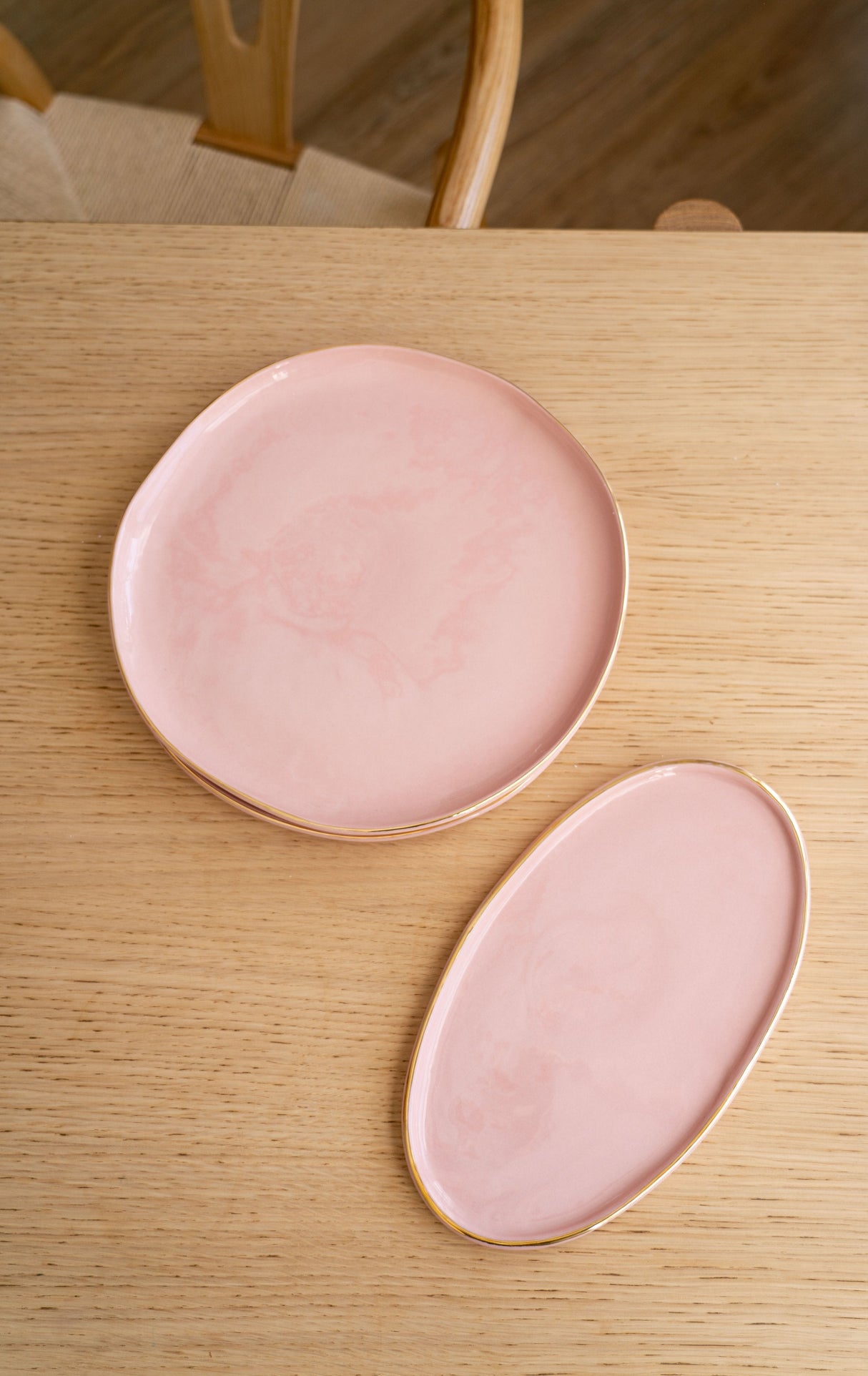 Handmade Porcelain Dinner Plates with Gold Rim. Powder Pink-Parc Decor