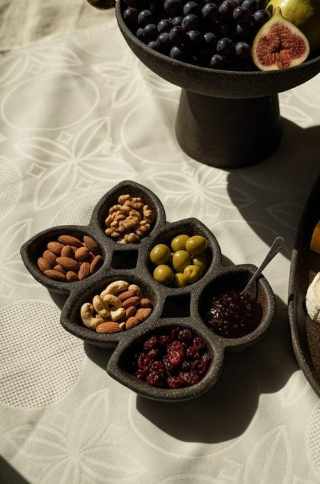 Handmade Stoneware Serving Dish "PUMPERNICKEL"-Parc Decor