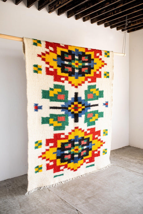 Handwoven Thin Rug with Traditional Carpathian Pattern-Parc Decor