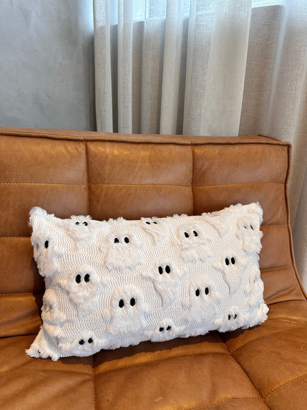 Spooky Ghost Lumbar Pillow Cover-Parc Decor