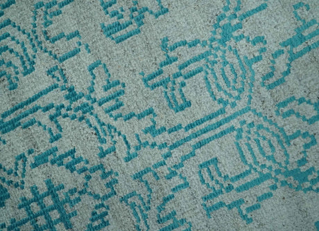 Antique design 6.5x10 Silver and Blue Traditional Hand Knotted wool Area Rug
