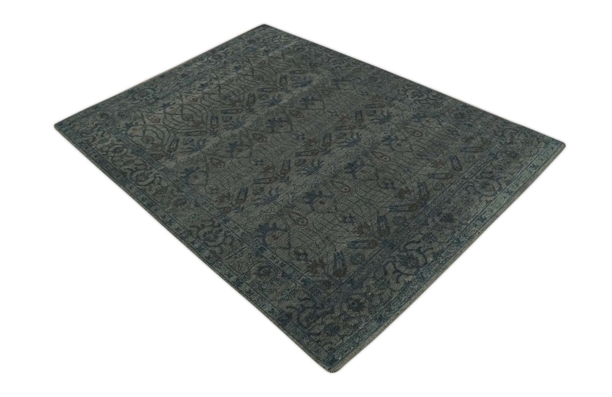 Antique look Gray, Taupe and Gray 8x10 Traditional Design wool Rug