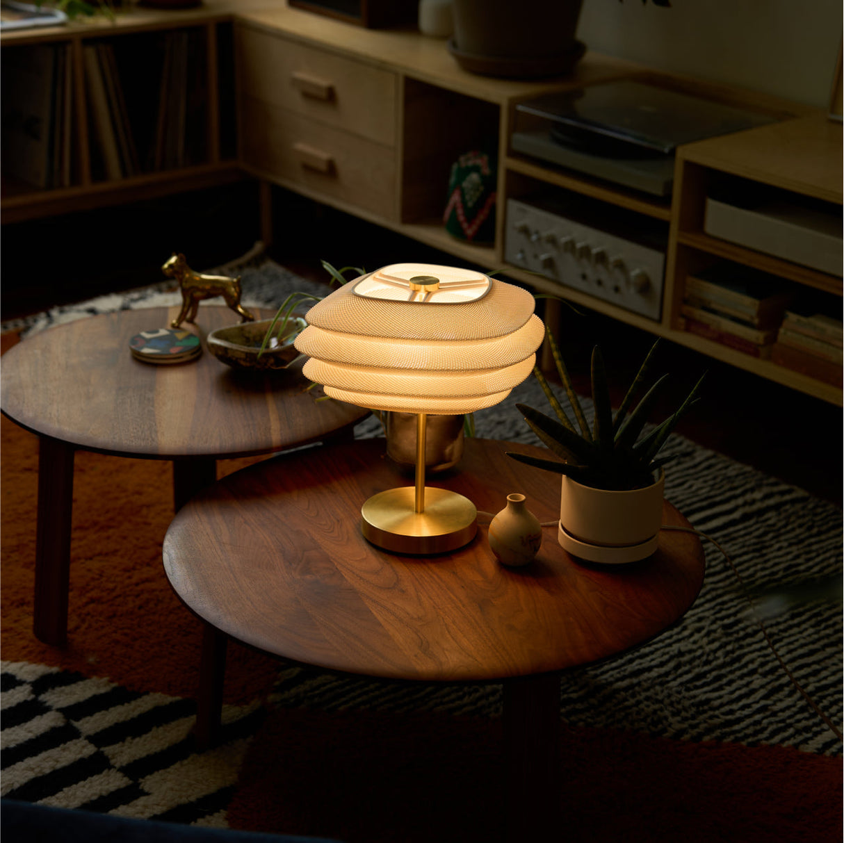 Arcas Lamp-Lamps-Parc Decor