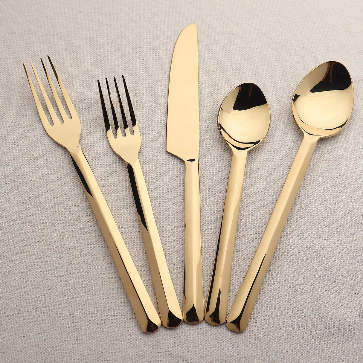 Ariella PVD 5 Pc. Flatware Set-flatware set-Parc Decor
